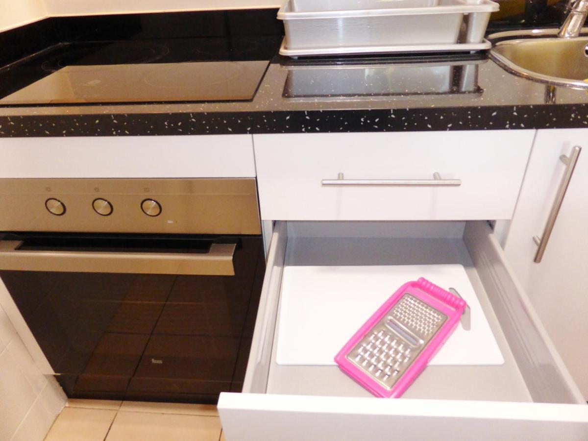 סאלו Apartamentos La Masia 002 מראה חיצוני תמונה