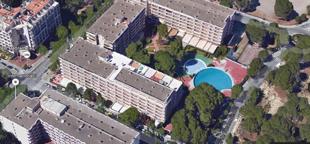 סאלו Apartamentos La Masia 002 מראה חיצוני תמונה